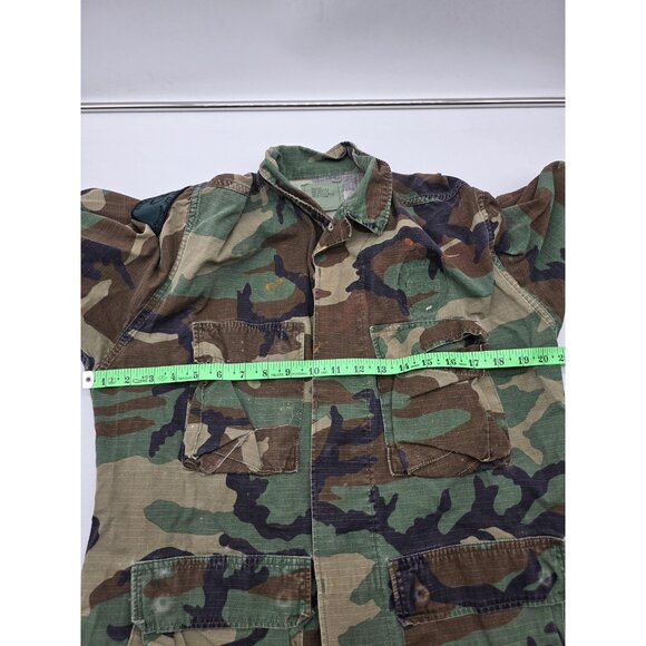 Vintage US Army Jacket Mens Medium Short Woodland Camo Military Coat 80s 90s - Picture 4 of 7